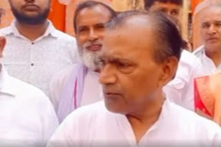Video of Chairman of Mewat Development Board over boasts Gandhi family in Alwar