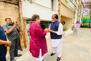 NITIN GADKARI MEET AMITABH BACCHAN TO SEEK SUPPORT FOR NATIONAL ROAD SAFETY MISSION IN MUMBAIEtv Bharat