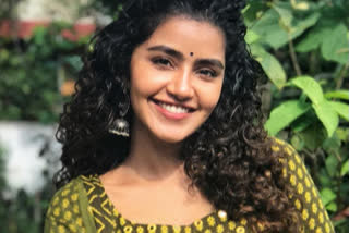 karthikeya 2 anupama parameswaran