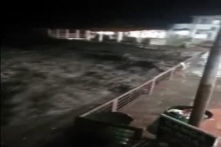 Etv BharatFlash floods near Vaishno Devi temple