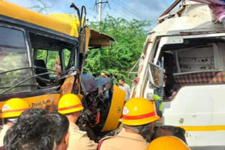 Drivers die as college bus collides with truck in Karnataka, 15 students serioulsy injuried
