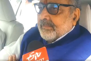 Union Minister Giriraj Singh targets Bihar CM Nitish Kumar