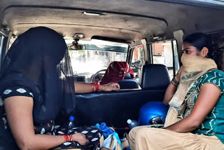 Police Arrest Two Women and Recover Brown Sugar worth near 1 crore in Siliguri