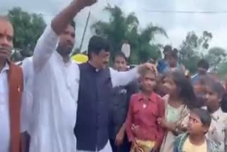 Minister Mahendra Sisodia Video