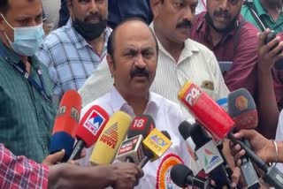 VD Satheesan  Governor  Arif Muhammed Khan  Serious Allegation  VD Satheesan wants proper investigation  ഗവര്‍ണറുടെ ആരോപണം  അന്വേഷണം  സതീശന്‍  കണ്ണൂര്‍ സര്‍വകലാശാല  കണ്ണൂര്‍ സര്‍വകലാശാല വൈസ് ചാന്‍സലര്‍  ഗവര്‍ണര്‍ ആരിഫ് മുഹമ്മദ് ഖാന്‍  ഗവര്‍ണര്‍  പ്രതിപക്ഷ നേതാവ്  മുഖ്യമന്ത്രി  Thiruvananthapuram Latest News  തിരുവനന്തപുരം