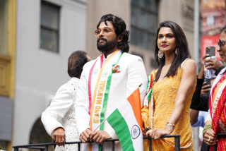 Allu Arjun Thaggede Le pose with New York Mayor  Allu Arjun with New York Mayor  Allu Arjun at annual India Day Parade  annual India Day Parade 2022  Allu Arjun Grand Marshall india day parade  Indian day parade 2022  Allu Arjun  newyork indian annual day parade allu arjun  അല്ലു അര്‍ജുന്‍  ന്യൂയോര്‍ക്ക് ഇന്ത്യന്‍ ഡേ പരേഡ്  അല്ലു അര്‍ജുന്‍ ന്യൂയോര്‍ക്ക്  ഇന്ത്യന്‍ ഡേ പരേഡ്