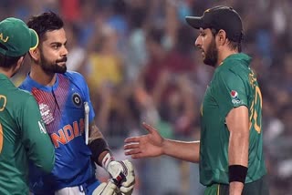 Asia Cup  Shahid Afridi  Shahid Afridi on Virat Kohli future  Asia Cup  Virat Kohli  Shahid Afridi twitter  വിരാട് കോലി  വിരാട് കോലിയെക്കുറിച്ച് ഷാഹിദ് അഫ്രീദി  ഷാഹിദ് അഫ്രീദി  കോലിയുടെ ഫോമില്‍ ഷാഹിദ് അഫ്രീദി  ഇന്ത്യ vs പാകിസ്ഥാന്‍  India vs Pakistan  ഏഷ്യ കപ്പ്  ഷാഹിദ് അഫ്രീദി ട്വിറ്റര്‍