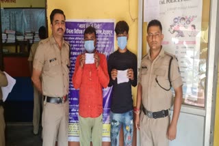 Two smugglers arrested with charas and smack in Vikasnagar