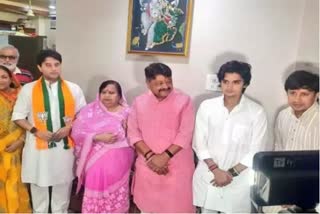 union minister jyotiraditya scindia