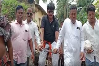 Puri MLA Jayant Kumar Sharangi distributed relief in puri district