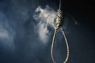 BJP leaders body found hanging from tree in Jammu and Kashmirs KathuaEtv Bharat