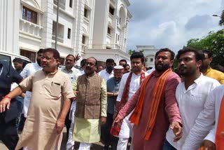 demonstration of BJYM in Raipur against cm bhupesh goverment