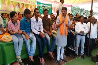 Vimal Chopra's support to forest workers