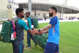 Virat Kohli Meets Pakistan Captain Babar Azam