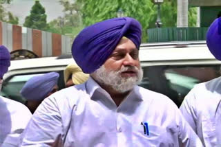 SAD chief alleged Rs 500 crore scam in Punjab govt excise policy