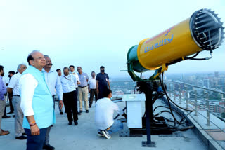 LG Vinay Kumar Saxena inspected sprinkling