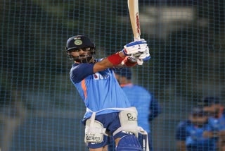 virat-kohli-first-indian-player