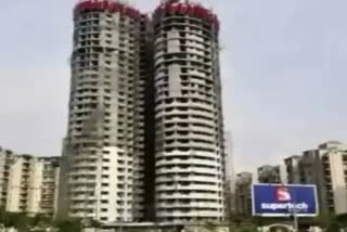 Noida demolition  Noida Twin Towers Demolition Final check ups  Towers Demolition Final check ups  സുപ്രീം കോടതി  നോയിഡ ഇരട്ട ഫ്ലാറ്റുകള്‍  ഫ്ലാറ്റുകള്‍ നിലംപൊത്താന്‍ ഇനി മണിക്കൂറുകള്‍  നോയിഡയിലെ അനധികൃത ഇരട്ട ഫ്ലാറ്റ്  നോയിഡയിലെ സൂപ്പര്‍ടെക് ഇരട്ട ഫ്ലാറ്റ് സമുച്ചയം  Supertech Double Flat Complex in Noida