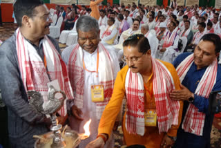 Babulal Marandi statement on CM Hemant Soren alleged Hemant to looting Jharkhand