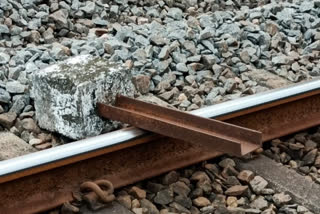 Miscreants plan to cause train accident on Karnataka Kerala border