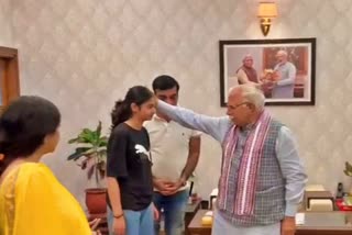 Sonali Phogat family meets CM Manohar Lal Khattar