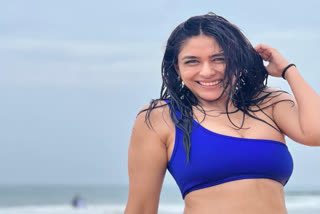 Mrunal Thakur latest pictures