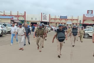 RPF ने निकाला फ्लैग मार्च