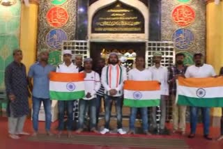 Muslim community prays in Dargah for India victory