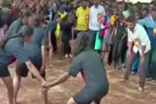 mla ranganath played kabaddi with female athletes