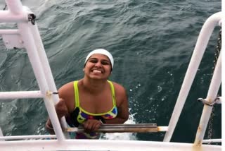 Indian Swimmer Jharna Kumawat Successfully Cross English Channel in Relay Swimming