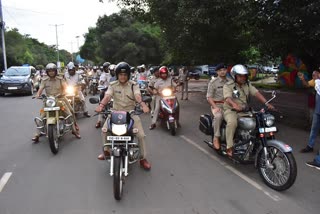 Durg SP took out bike rally for crime control