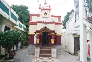 Unique ganesh temple of British era in Raipur
