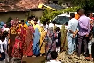 Mandsaur Women Protest against Hardeep Singh