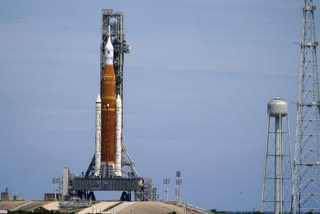 NASA aims for Saturday launch of new moon rocket: Take 2