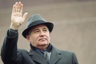 Mikhail Gorbachev's death mourned as passing of rare leader