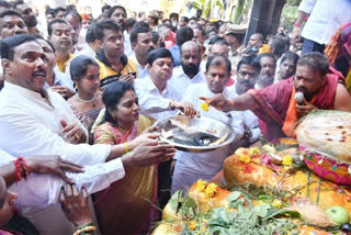Governor Tamilisai visited Khairatabad Ganesh