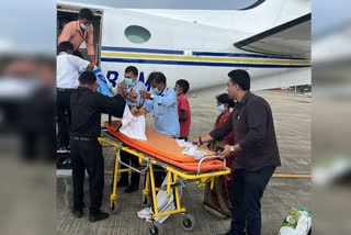 girl injured by acid attack in Jharkhand taken-to-delhi-by-air-ambulance