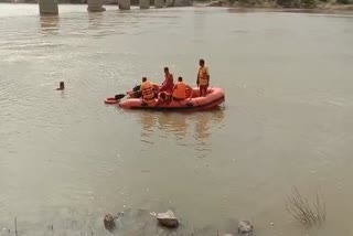 two minor missing while taking bath in kuakhae river in cuttack