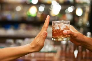 Even moderate drinking linked to brain changes  moderate drinking linked to brain changes study  മിതമായ മദ്യപാനം പോലും മസ്‌തിഷ്‌കത്തെ ബാധിക്കുന്നു  മദ്യപാനം  മദ്യപാനം ദൂഷ്യഫലങ്ങൾ  മദ്യപാനം മസ്‌തിഷ്‌കത്തെ ബാധിക്കുന്നു  പഠന റിപ്പോർട്ടുകൾ  പിഎൽഒഎസ്  പിഎൽഒഎസ് മെഡിസിൻ ജേർണൽ  യുകെ നാഷണൽ ഹെൽത്ത് സർവീസ്  മസ്‌തിഷ്‌കത്തിൽ ഇരുമ്പ് അടിഞ്ഞുകൂടുന്നത്  alcoholic drink  alochol