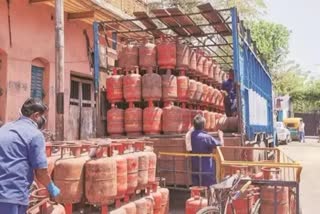 महीने के पहले दिन इतना सस्ता हुआ LPG सिलेंडर