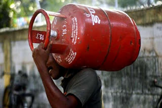 LPG CYLINDER PRICES ON 1 SEPT 2022 COMMERCIAL GAS CYLINDER REDUCED