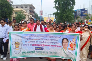 Procession in Raiganj for Durga Pujas UNESCO recognition