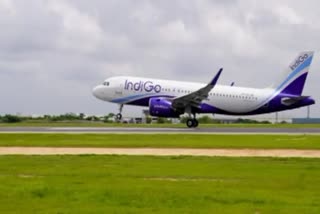 എഞ്ചിന്‍ തകരാര്‍  ഇന്‍ഡിഗോ വിമാനം തിരിച്ചിറക്കി  ഡിജിസിഎ  IndiGo flight returned to Delhi airport  IndiGo flight  IndiGo flight complant  Delhi airport  സ്‌പൈസ് ജെറ്റ്  National news  National news updates  lates news in Delhi  Delhi news updates