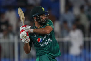 Pakistan recover to post 193/2 against Hong Kong after slow start