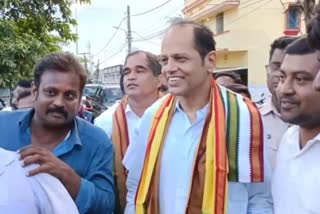 gopalpur mla pradeep panigrahi offer to prayers lord ganesh in berhampur