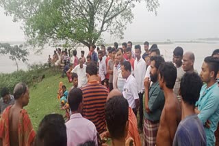 Boat Capsized in Jalpaiguri