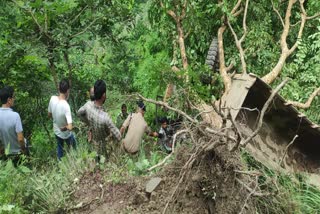 JCB fell from the hill due to brake failure