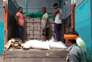 Four trucks of illegal liquor seized in Palamu