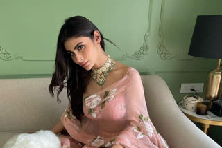 mouni roy latest pictures