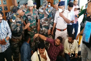 Journalists on dharna in Ranchi